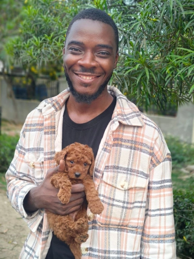 Happy customer with puppy 5